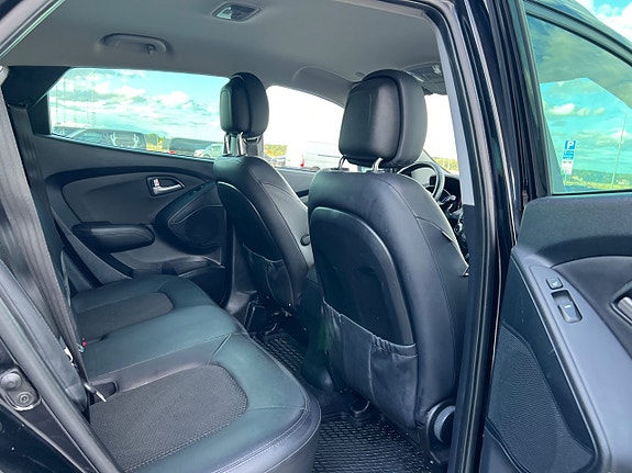 Hyundai ix35 12 of 16