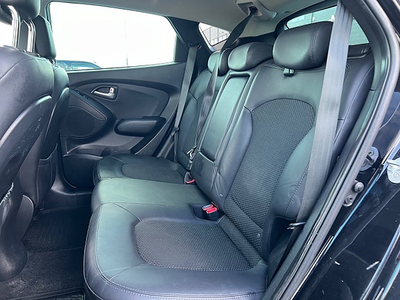 Hyundai ix35 13 of 16