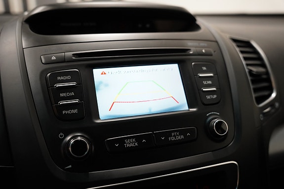 Kia Sorento 16 of 21