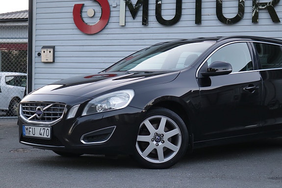 Volvo V60 3 of 18