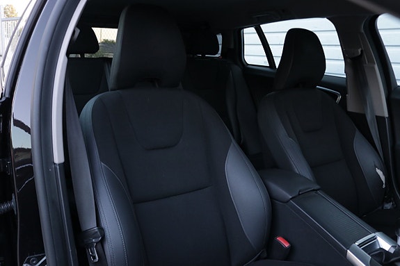Volvo V60 14 of 18