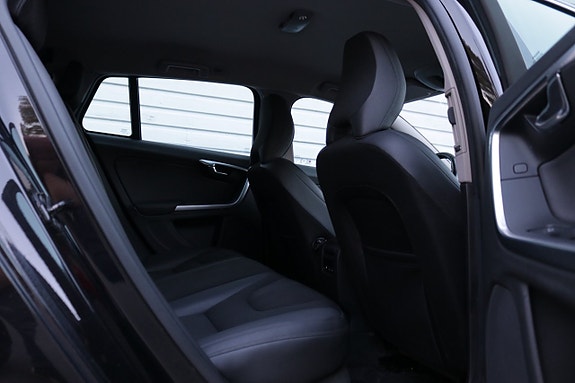 Volvo V60 15 of 18