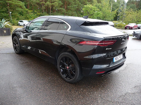Jaguar I-PACE 5 of 6