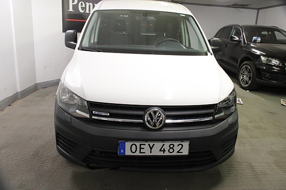 Volkswagen Caddy Maxi 2 of 18