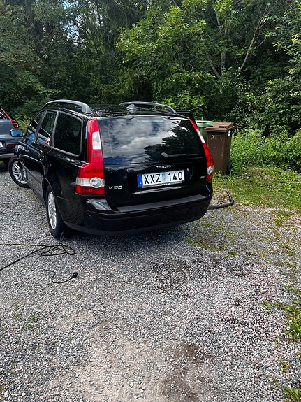 Volvo V50 2 of 9