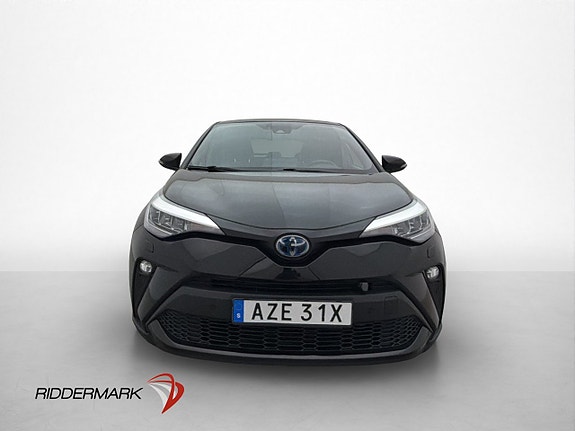 Toyota C-HR 2 of 28