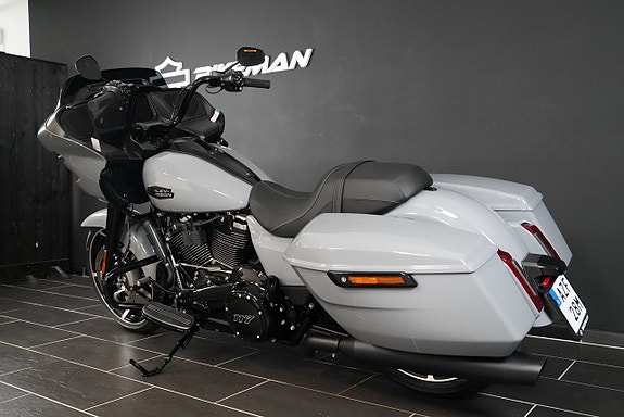 Harley-Davidson FLTRX Road Glide 117" Kampanjpris passa på! 2 of 11
