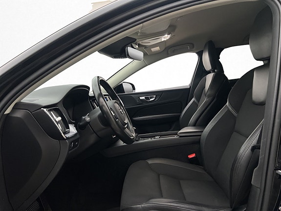 Volvo V60 Cross Country 12 of 30