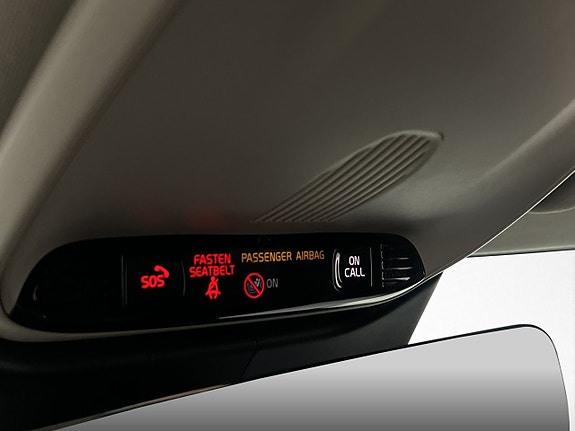 Volvo V60 Cross Country 15 of 30