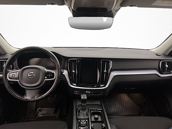 Volvo V60 Cross Country 18 of 30