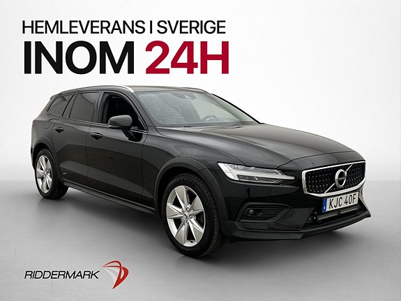 Volvo V60 Cross Country 3 of 30