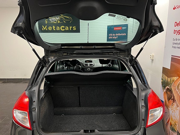 Renault Clio 24 of 24