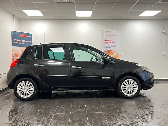 Renault Clio 3 of 24