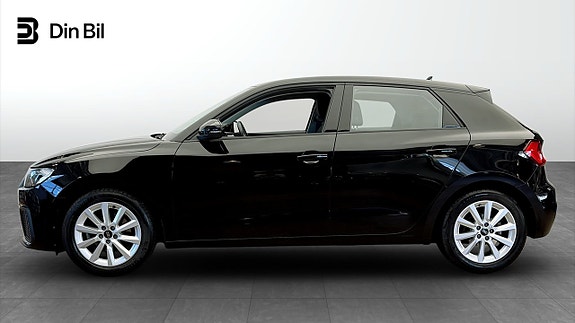 Audi A1 2 of 12
