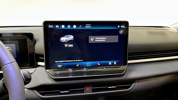 Volkswagen T-Roc 9 of 12
