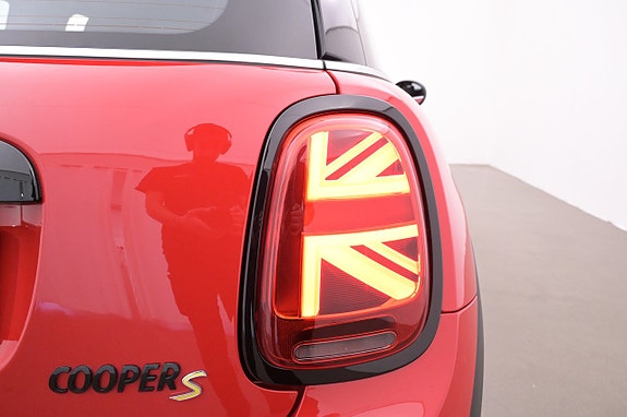 MINI Cooper SE 24 of 27