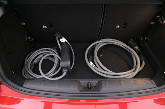 MINI Cooper SE 23 of 27