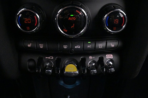 MINI Cooper SE 17 of 27