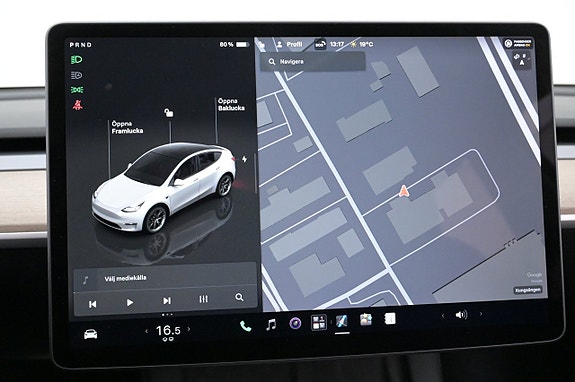 Tesla Model Y 19 of 27