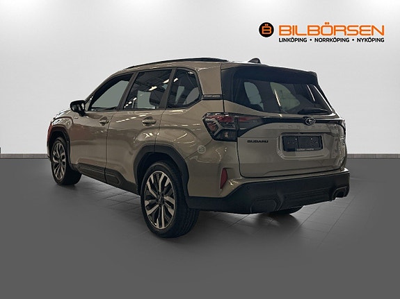 Subaru Forester 6 of 18
