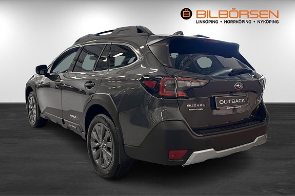 Subaru Outback 5 of 17