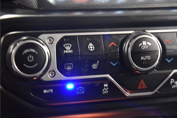 Jeep Wrangler Unlimited 15 of 22