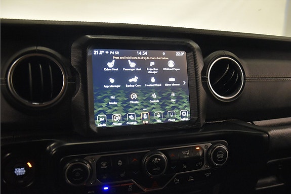 Jeep Wrangler Unlimited 18 of 22