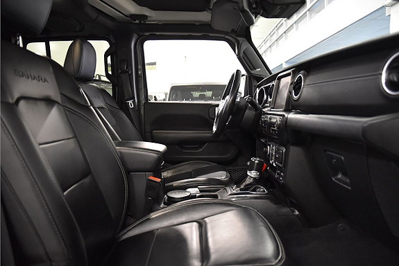 Jeep Wrangler Unlimited 12 of 22