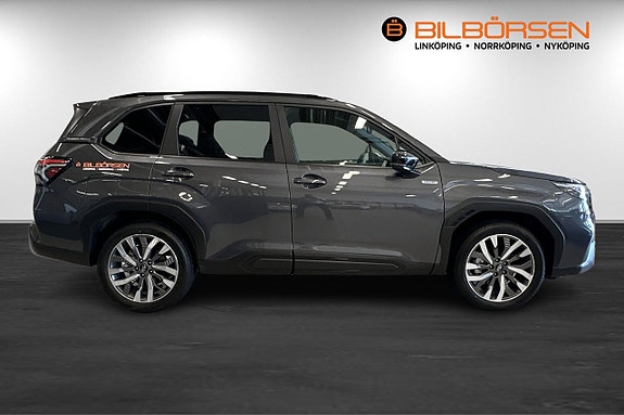 Subaru Forester 4 of 20