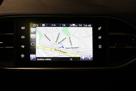 Peugeot 308 8 of 16