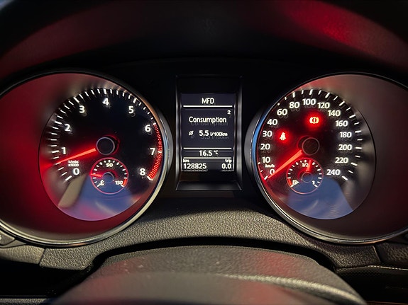 Volkswagen Golf VI 6 of 15