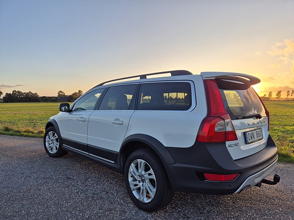 Volvo XC70 4 of 14