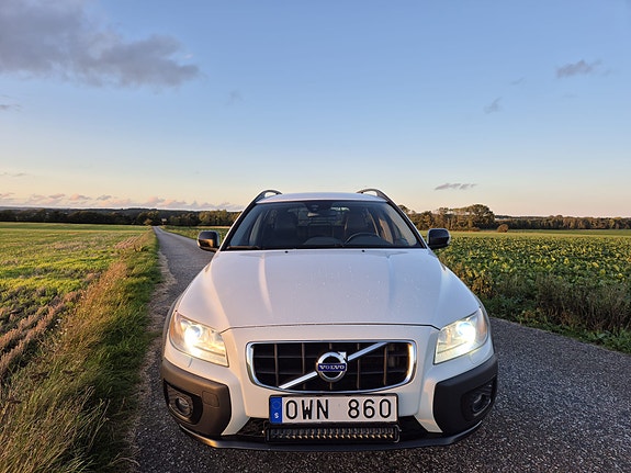 Volvo XC70 9 of 14