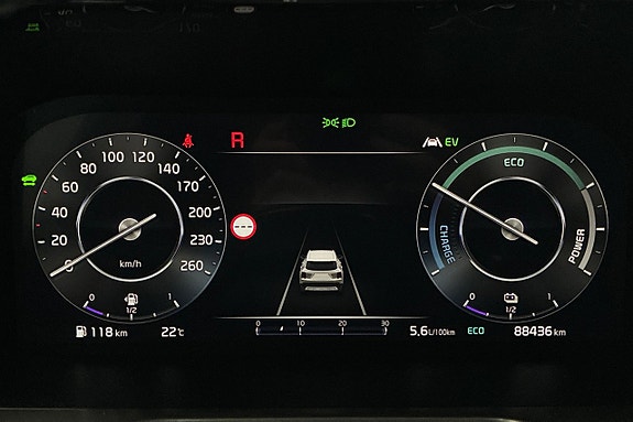 Kia Sorento 18 of 30