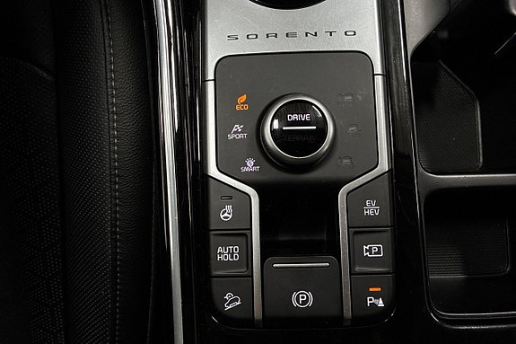 Kia Sorento 25 of 30