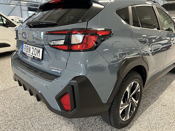 Subaru Crosstrek 8 of 24