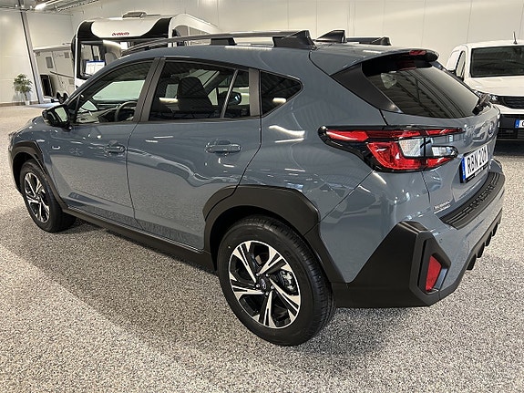 Subaru Crosstrek 2 of 24