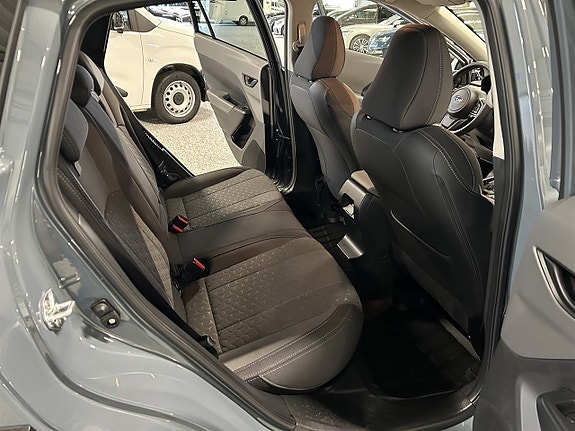 Subaru Crosstrek 17 of 24
