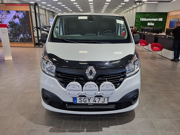 Renault Trafic 6 of 18