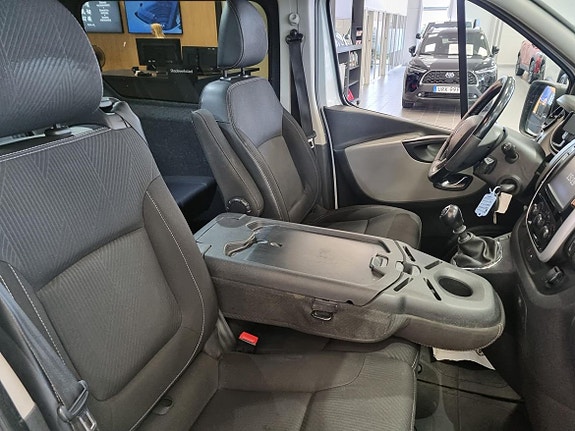 Renault Trafic 17 of 18