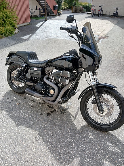 Harley-Davidson Street Bob 2 of 4