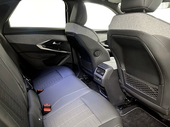 Peugeot 3008 14 of 17