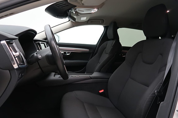 Volvo V90 4 of 20