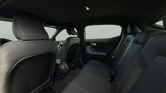 Polestar 2 12 of 30