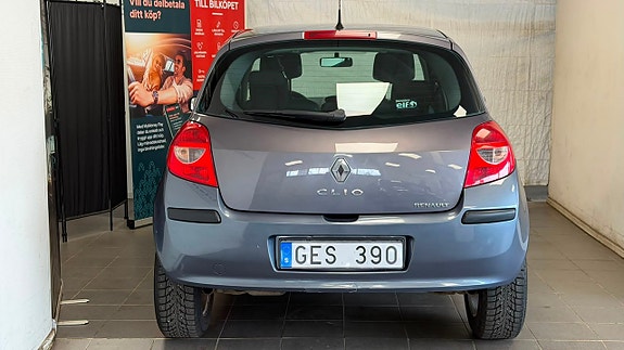 Renault Clio 5 of 12