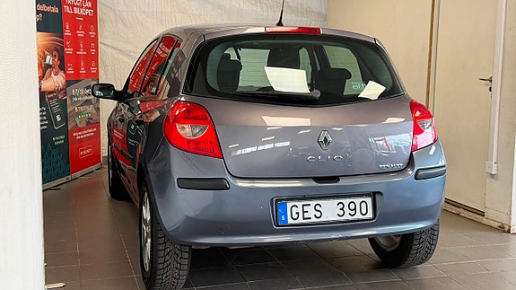 Renault Clio 6 of 12