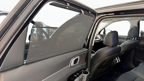 Kia Sorento 14 of 19
