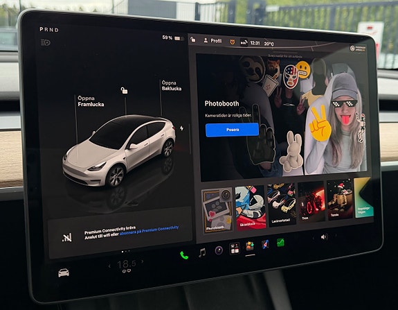 Tesla Model Y 18 of 30