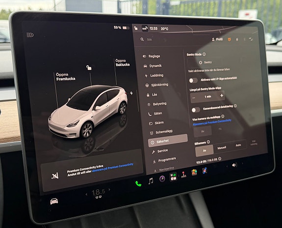 Tesla Model Y 29 of 30