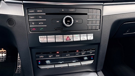Mercedes-Benz E220 d 24 of 26